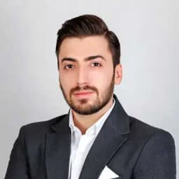 دکتر پارسا فراهانی